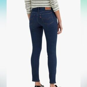 710 size30 Levi Strauss Women’s Jeans